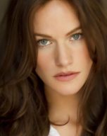 Kelly Overton