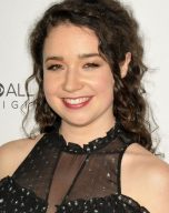 Sarah Steele