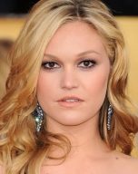 Julia Stiles