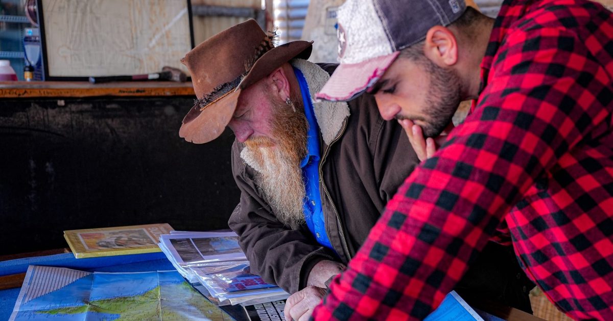 Opal Hunters: Red Dirt Road Trip