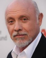 Hector Elizondo